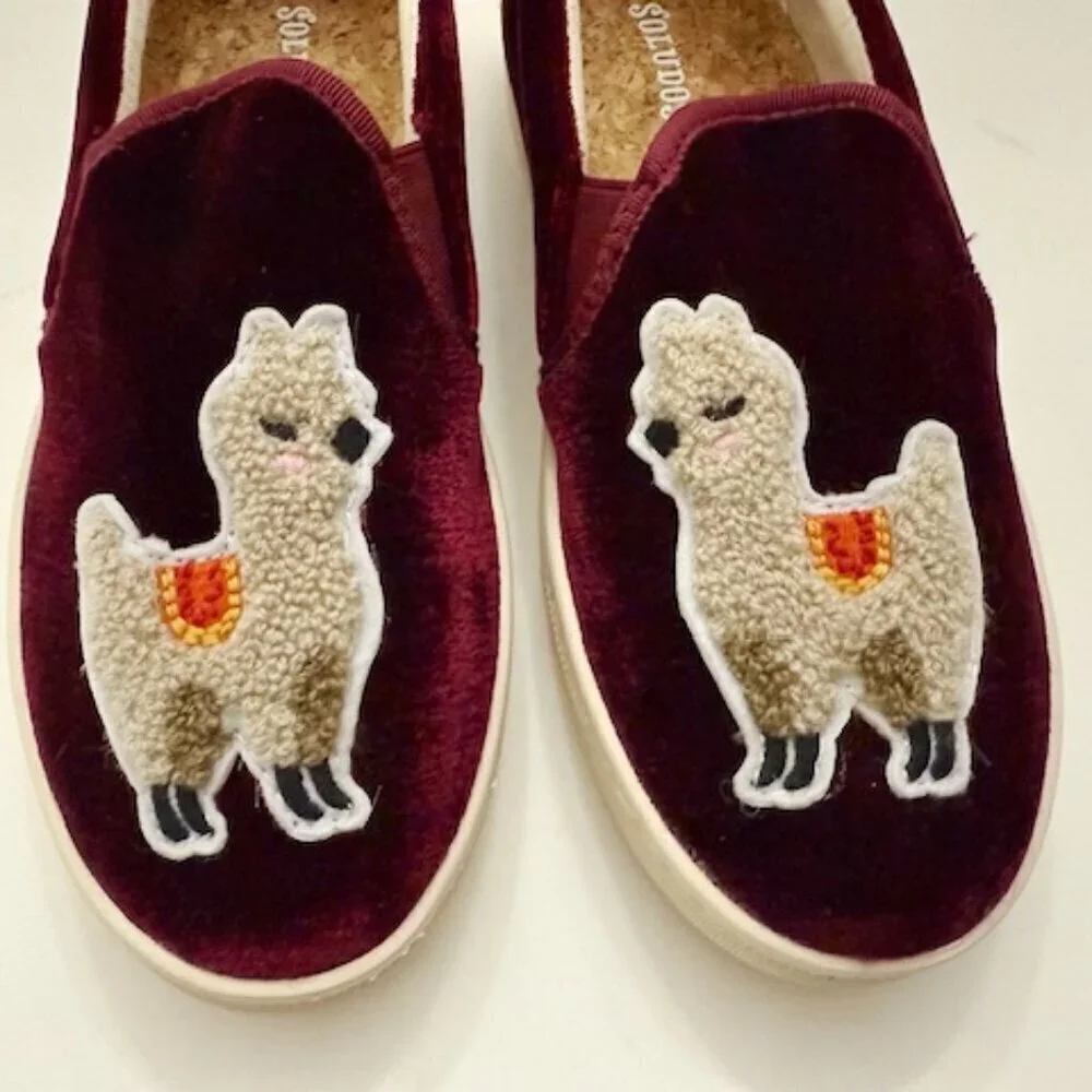 Soludos Anthropologie Velvet Llama Slip-on Sneakers in Burgundy Women's 6 NWOB